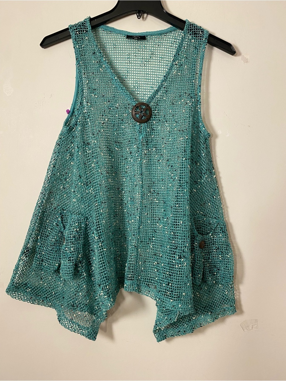 Kaktus Teal Crochet V-Neck Tank with Medallion Accent